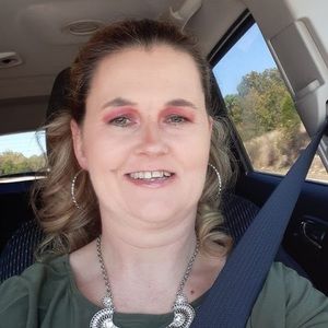 Meet your Posher, Ellen